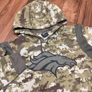 Nike NFL Denver Broncos Salute to Service USA Camo Sweatshirt Hoodie Men’s XL